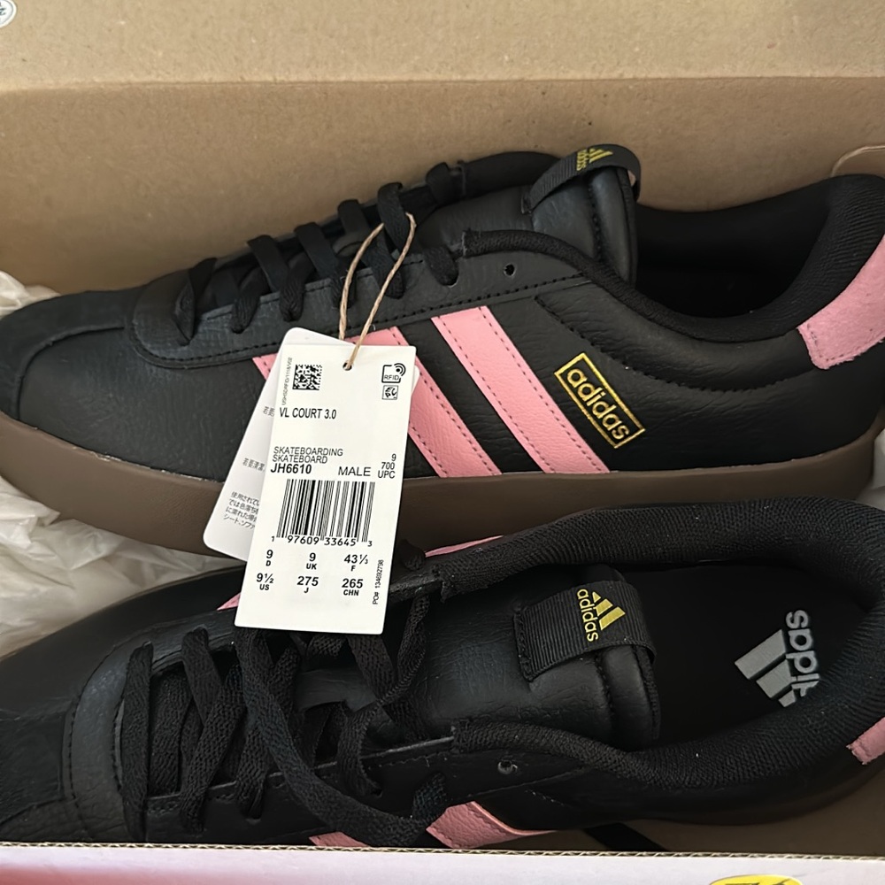 Adidas Women's/ Men’s Black and Pink Sneakers